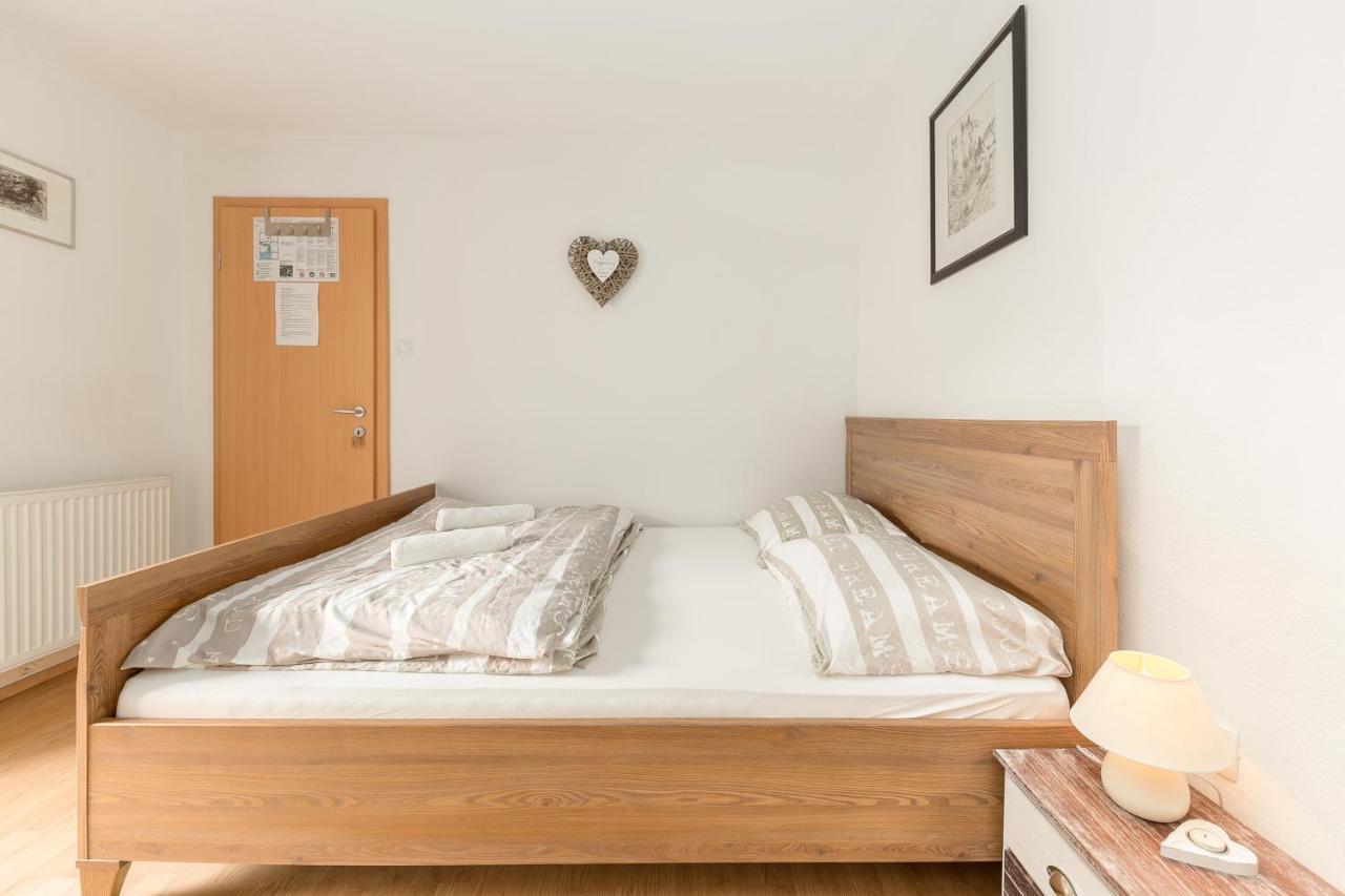Hostel Mama Minka ボーヒニ エクステリア 写真